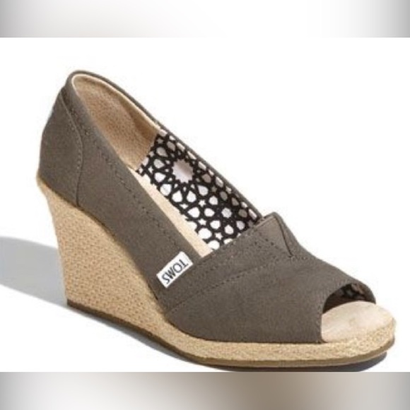 Toms Taupe Gray/Brown Wedges so 10 - Picture 1 of 7